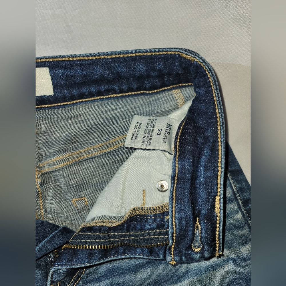 BKE Straight Leg Blue Jeans - Picture 9 of 10